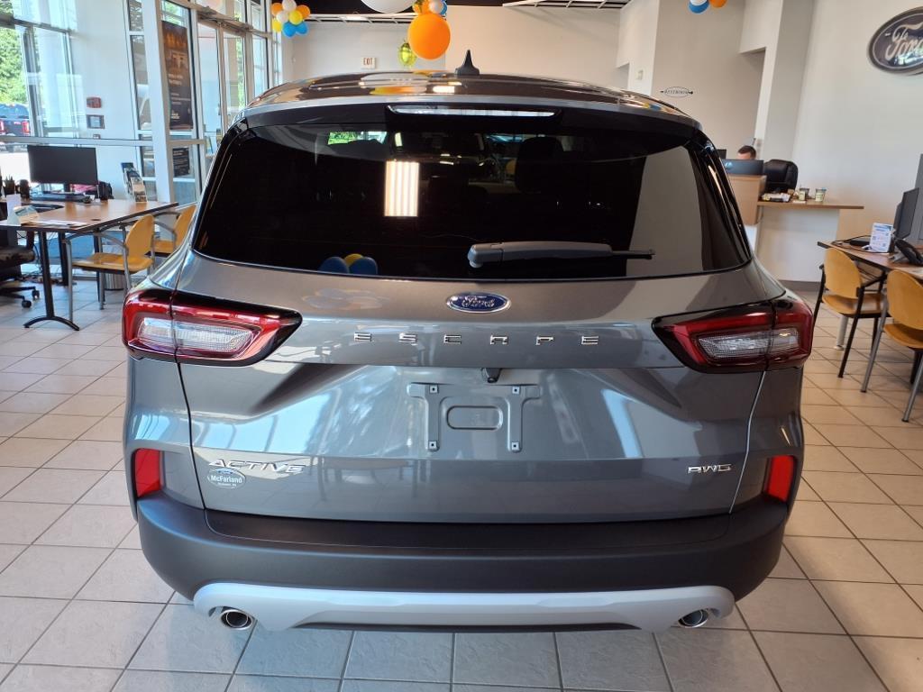 new 2025 Ford Escape car, priced at $27,945