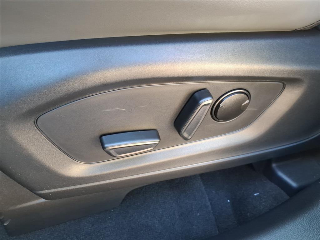 new 2025 Ford Explorer car, priced at $49,950