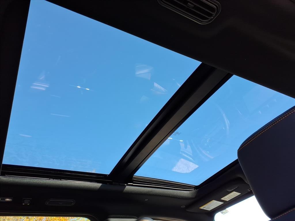 new 2025 Ford Expedition car, priced at $83,040