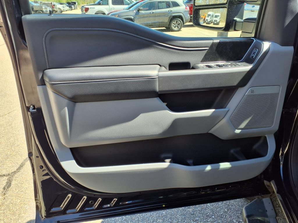 new 2025 Ford F-350 car, priced at $65,110