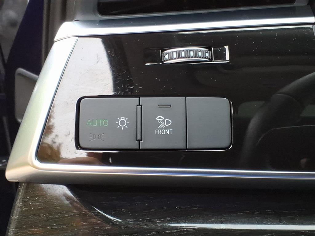 used 2022 Audi Q7 car, priced at $29,800