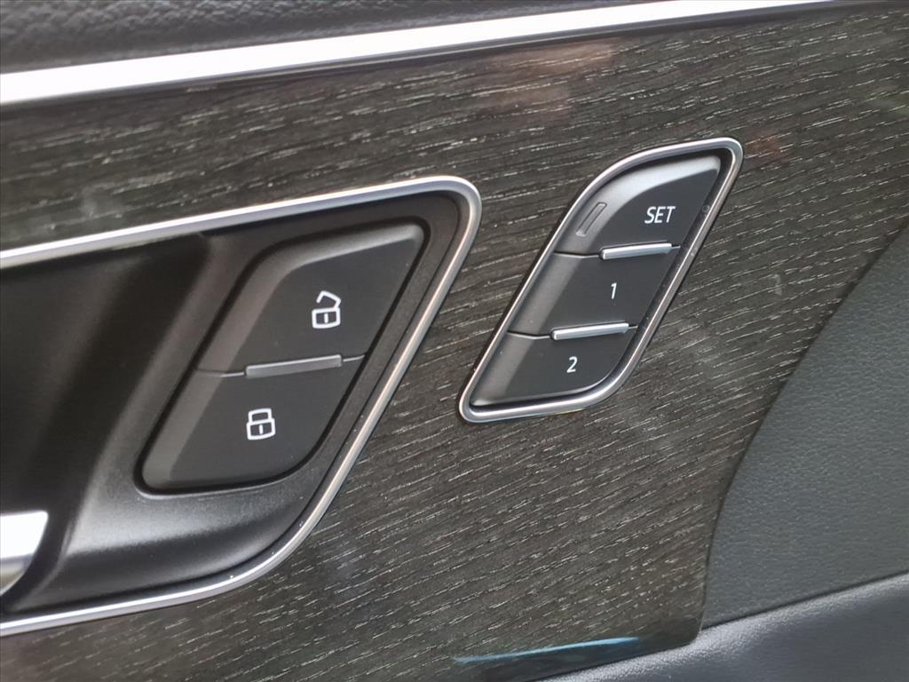 used 2022 Audi Q7 car, priced at $29,800