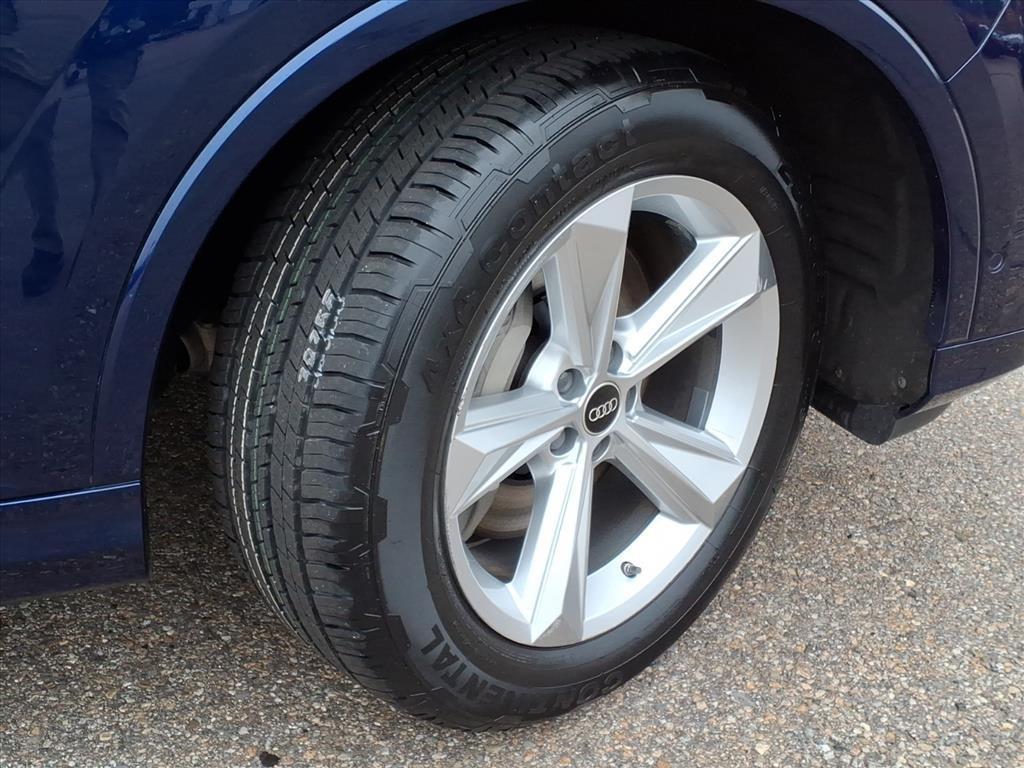 used 2022 Audi Q7 car, priced at $29,800