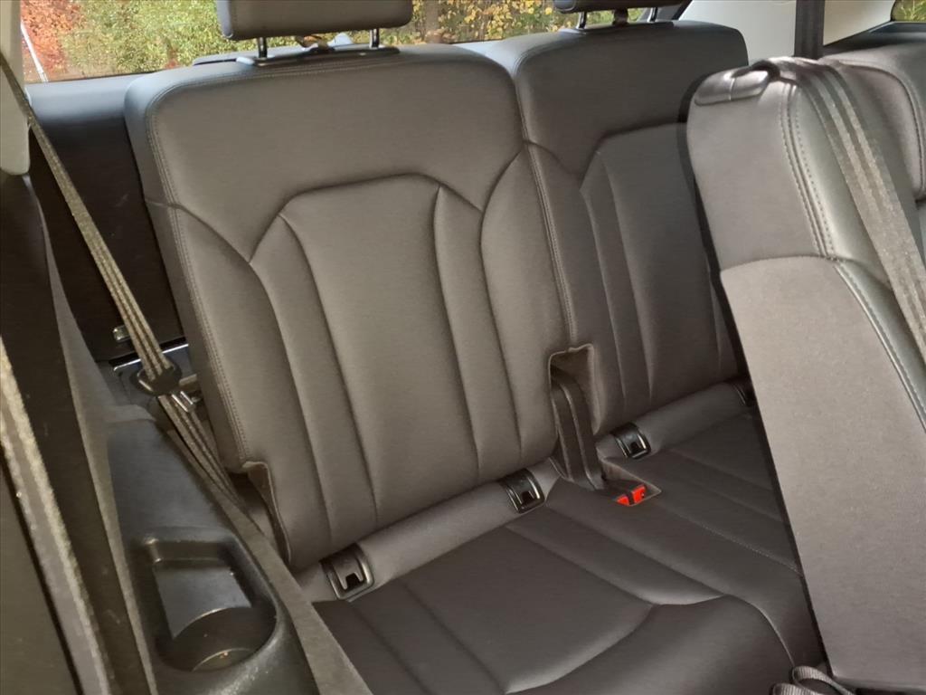 used 2022 Audi Q7 car, priced at $29,800