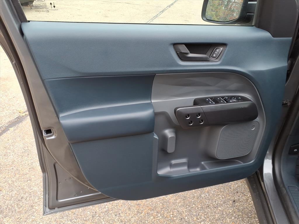 new 2025 Ford Maverick car, priced at $37,035