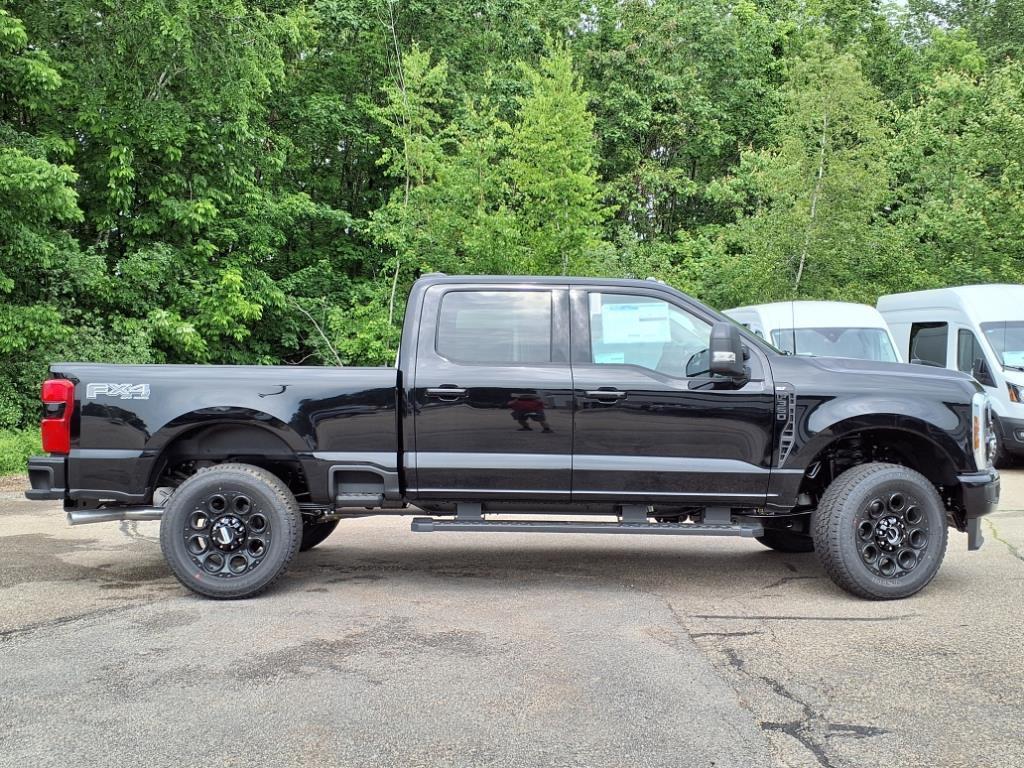new 2025 Ford F-350 car, priced at $67,120