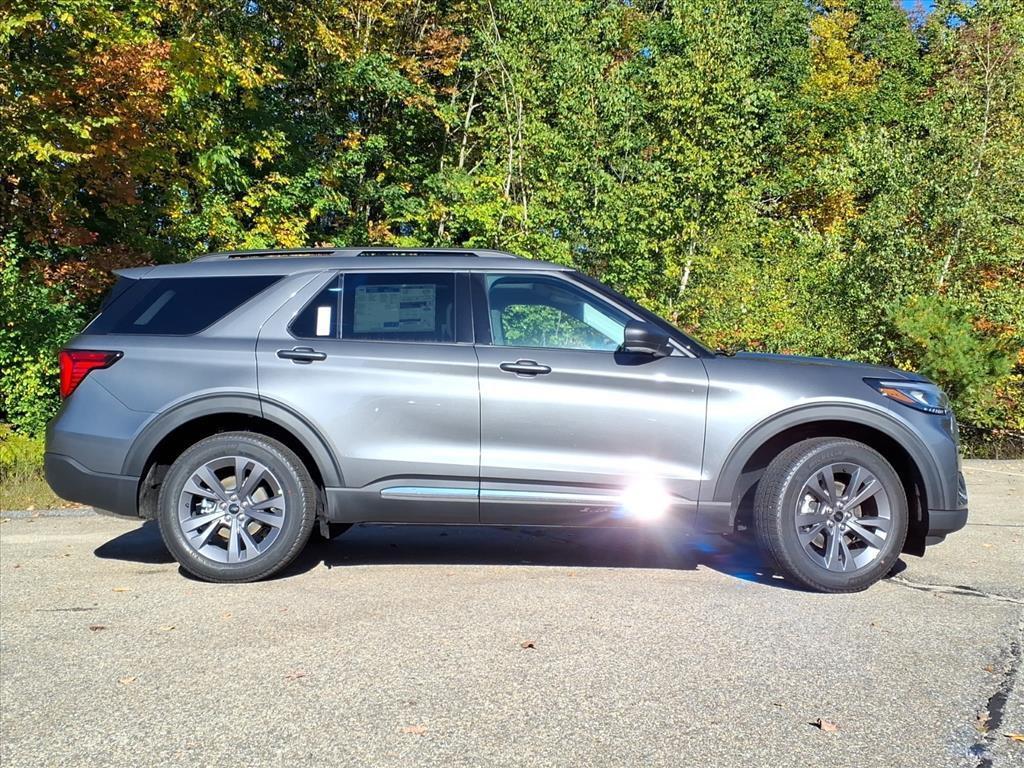 new 2025 Ford Explorer car, priced at $49,455