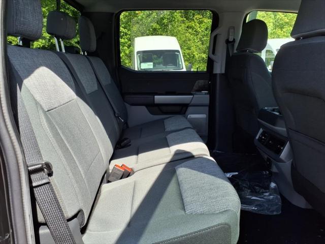 new 2025 Ford F-350 car, priced at $65,665
