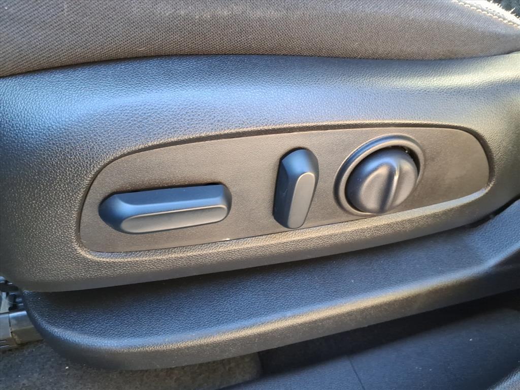 used 2022 Chevrolet Equinox car, priced at $21,500