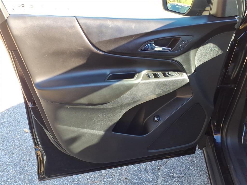 used 2022 Chevrolet Equinox car, priced at $21,500