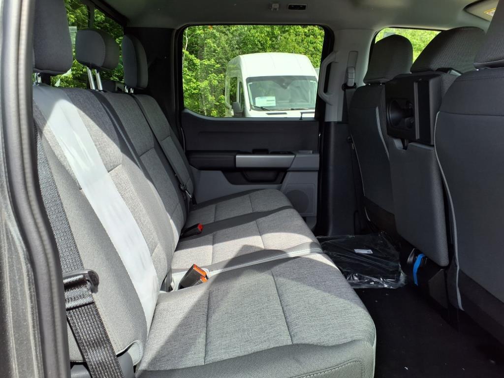 new 2025 Ford F-250 car, priced at $55,850