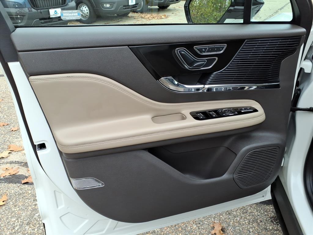 used 2022 Lincoln Corsair car, priced at $28,998