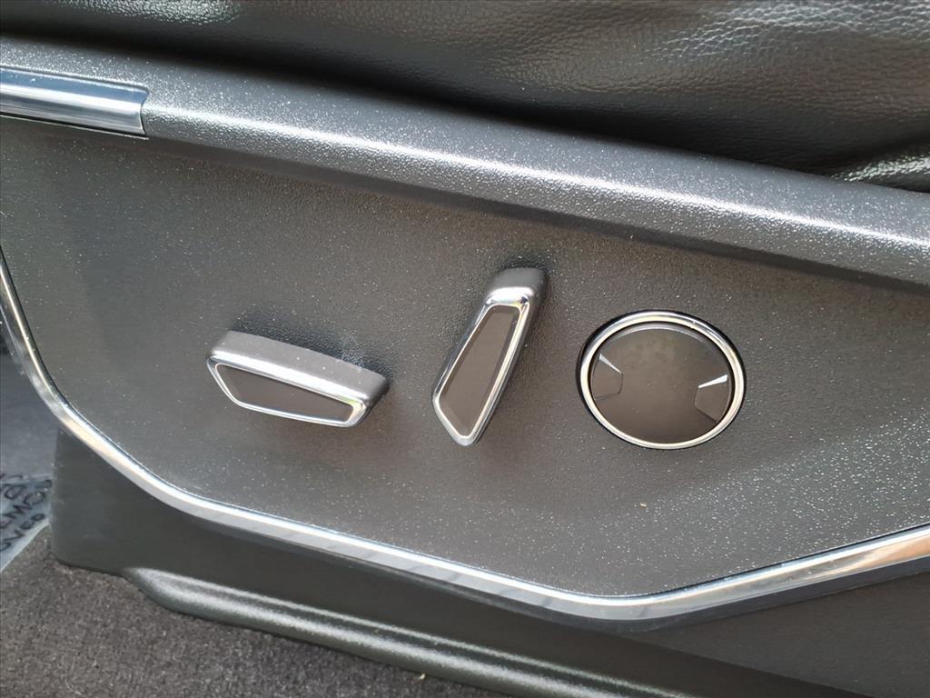 used 2022 Ford F-150 Lightning car, priced at $39,384