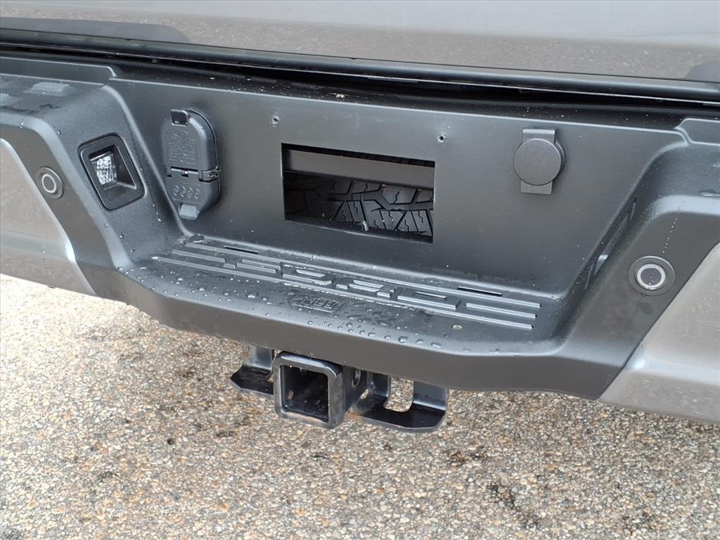 used 2022 Ford F-150 Lightning car, priced at $39,384