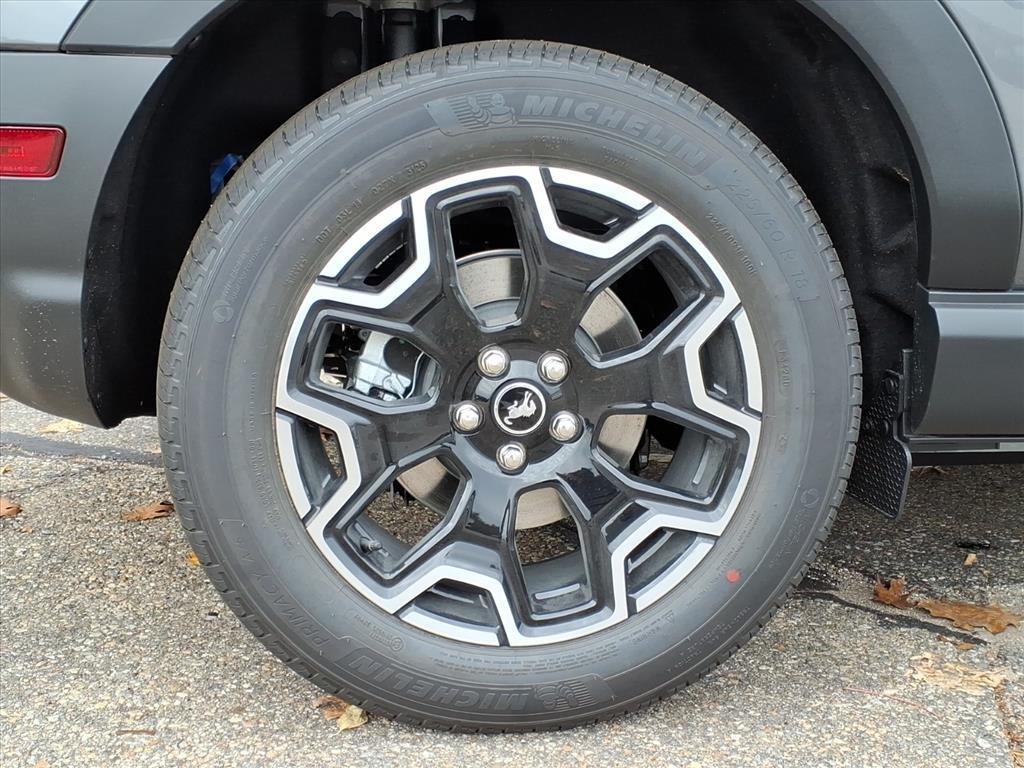 new 2025 Ford Bronco Sport car, priced at $39,860