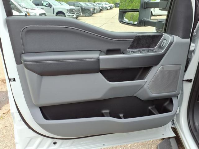 new 2025 Ford F-350 car, priced at $81,095