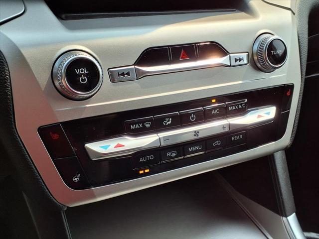 used 2022 Ford Explorer car, priced at $31,996