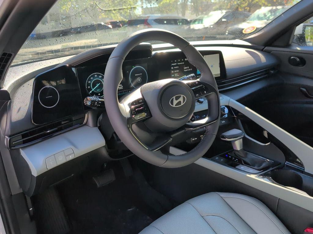 new 2025 Hyundai ELANTRA HEV car, priced at $28,583