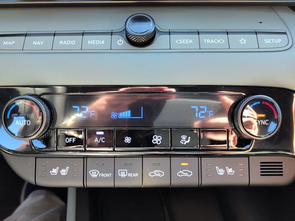 new 2025 Hyundai ELANTRA HEV car, priced at $28,583