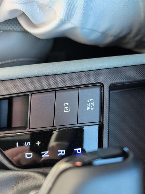 new 2025 Hyundai ELANTRA HEV car, priced at $28,583