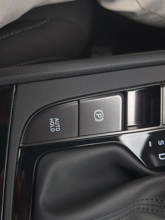 new 2025 Hyundai ELANTRA HEV car, priced at $26,066