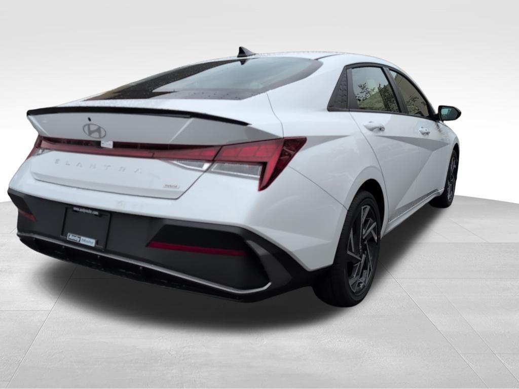 new 2025 Hyundai ELANTRA HEV car, priced at $26,066