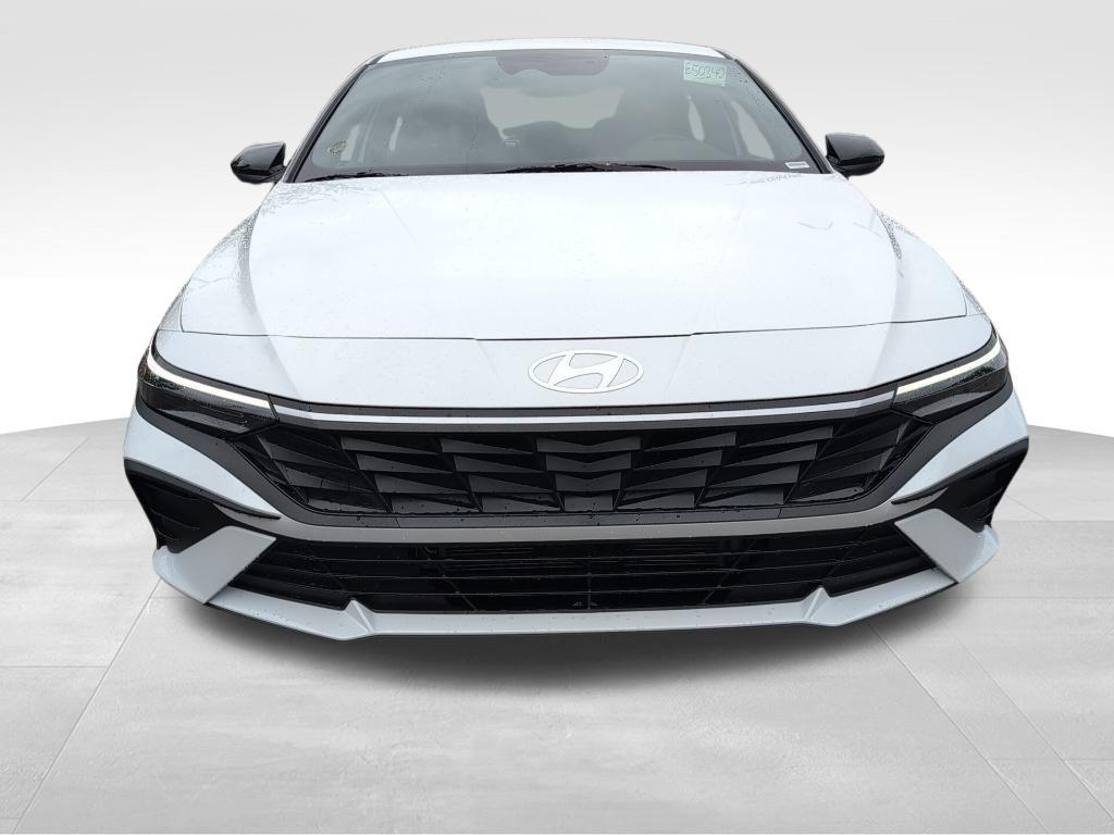 new 2025 Hyundai ELANTRA HEV car, priced at $26,066