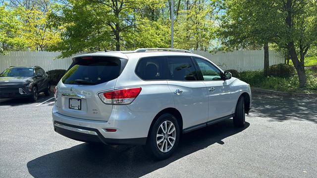 used 2016 Nissan Pathfinder car, priced at $14,425