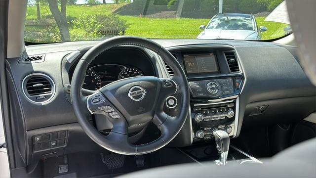 used 2016 Nissan Pathfinder car, priced at $14,179