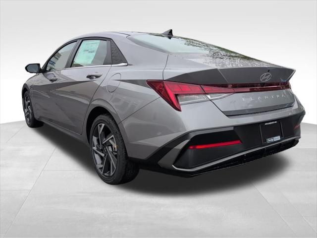 new 2025 Hyundai Elantra car, priced at $25,132