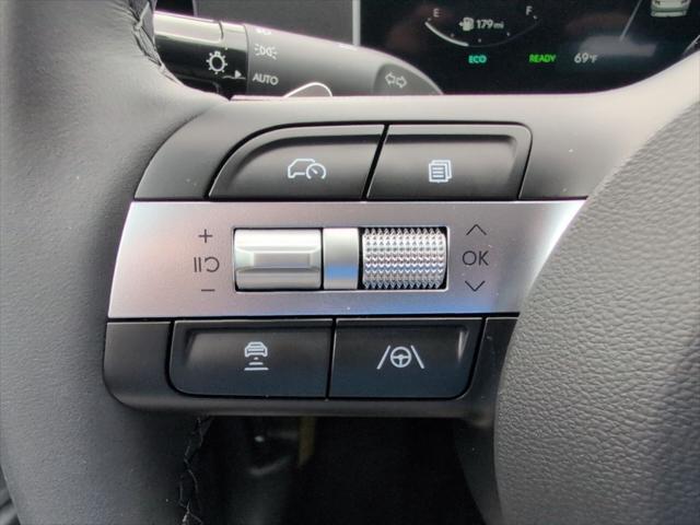 new 2025 Hyundai TUCSON Hybrid car, priced at $36,359