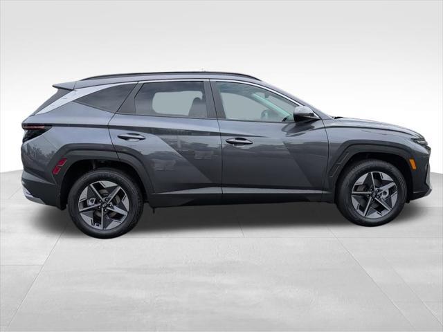 new 2025 Hyundai TUCSON Hybrid car, priced at $36,359