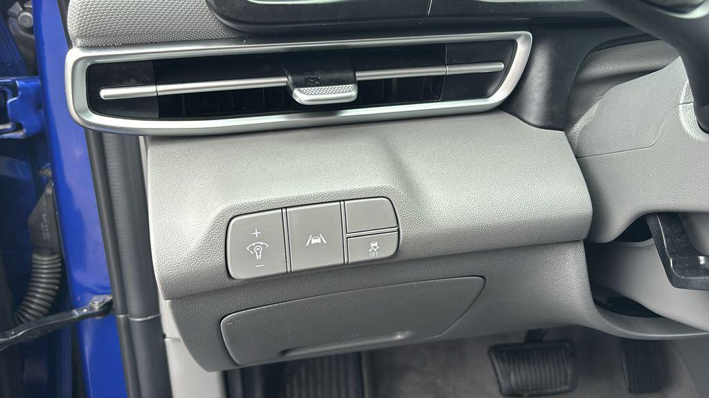 used 2022 Hyundai Elantra car, priced at $18,347