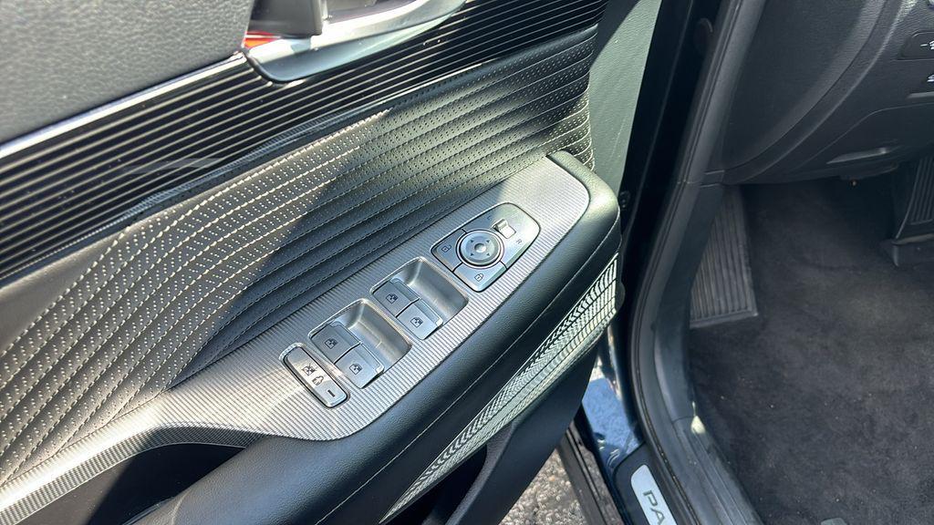 used 2024 Hyundai Palisade car, priced at $38,616