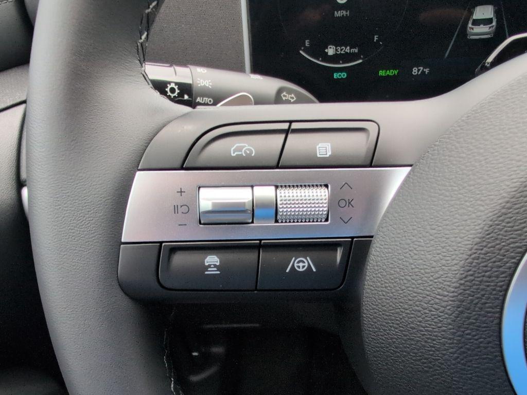 new 2025 Hyundai TUCSON Hybrid car, priced at $34,135