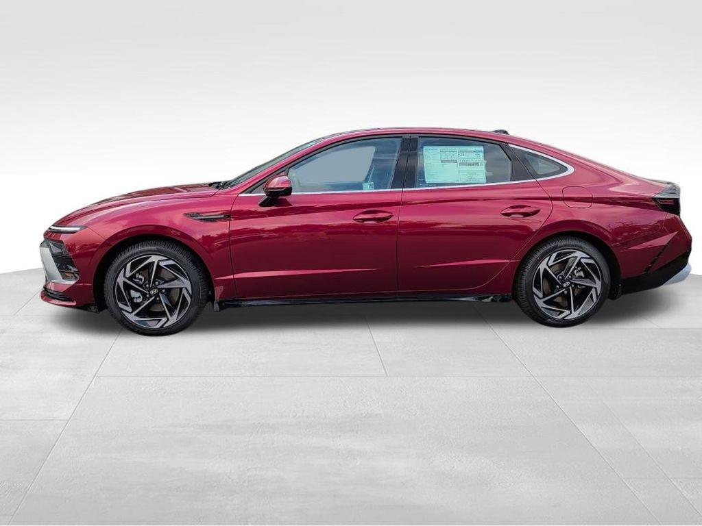 new 2025 Hyundai Sonata car, priced at $30,123
