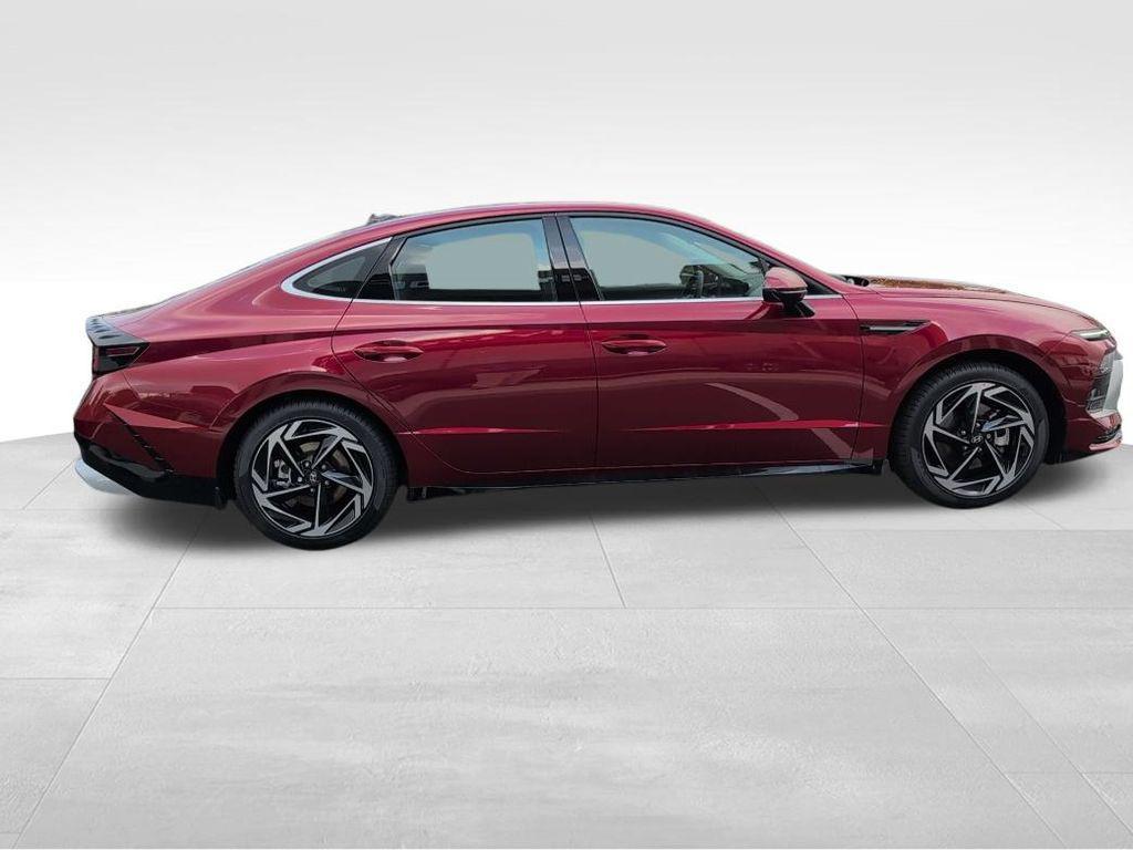 new 2025 Hyundai Sonata car, priced at $30,123