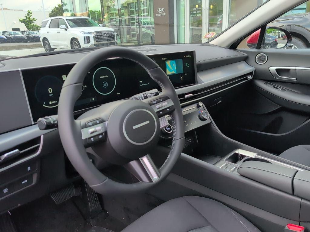 new 2025 Hyundai Sonata car, priced at $30,123
