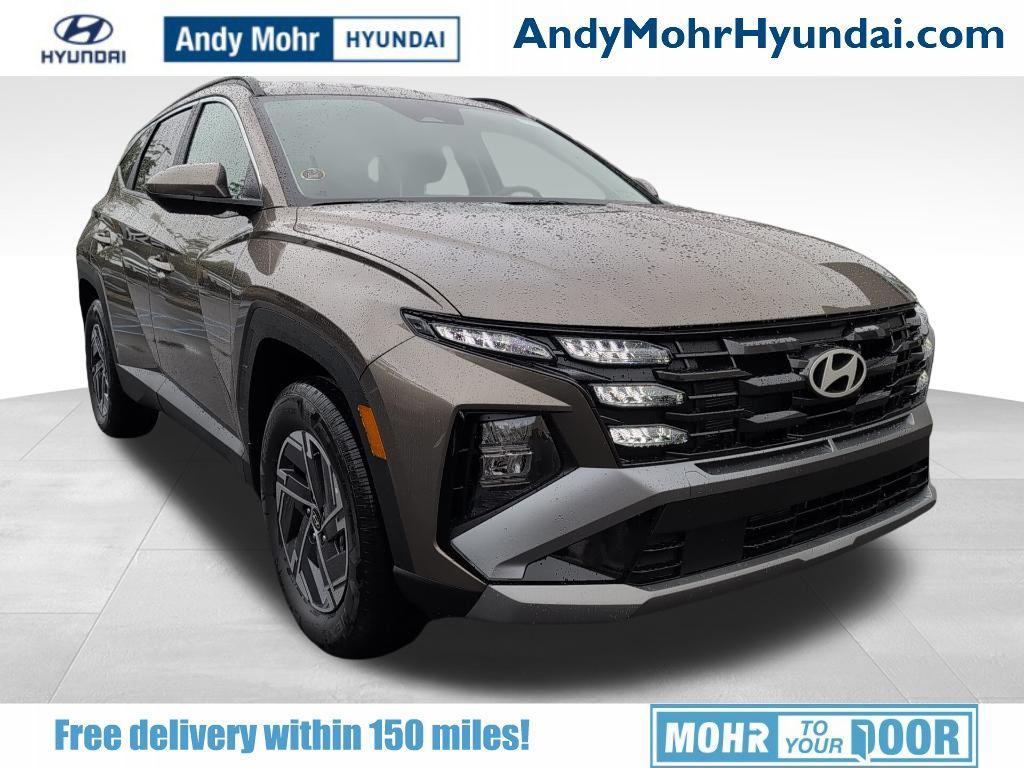 new 2025 Hyundai TUCSON Hybrid car, priced at $32,947