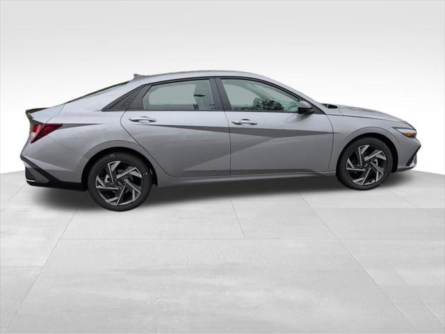 new 2025 Hyundai Elantra car, priced at $22,916