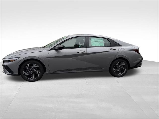 new 2025 Hyundai Elantra car, priced at $22,916