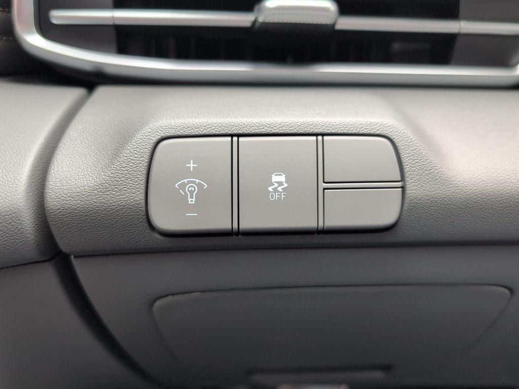 new 2025 Hyundai Elantra car, priced at $23,416