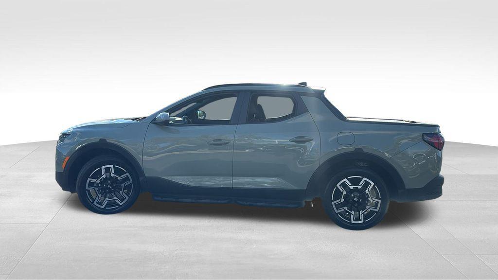 used 2025 Hyundai SANTA CRUZ car, priced at $37,541