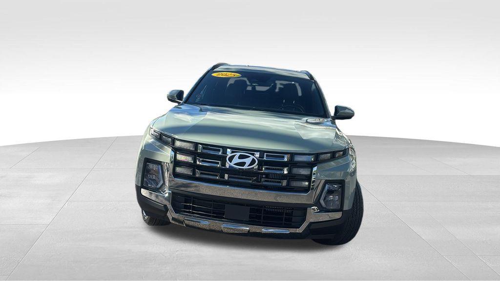 used 2025 Hyundai SANTA CRUZ car, priced at $37,541