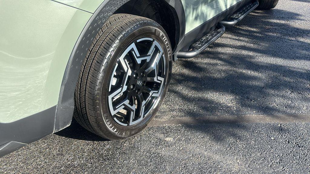 used 2025 Hyundai SANTA CRUZ car, priced at $37,541