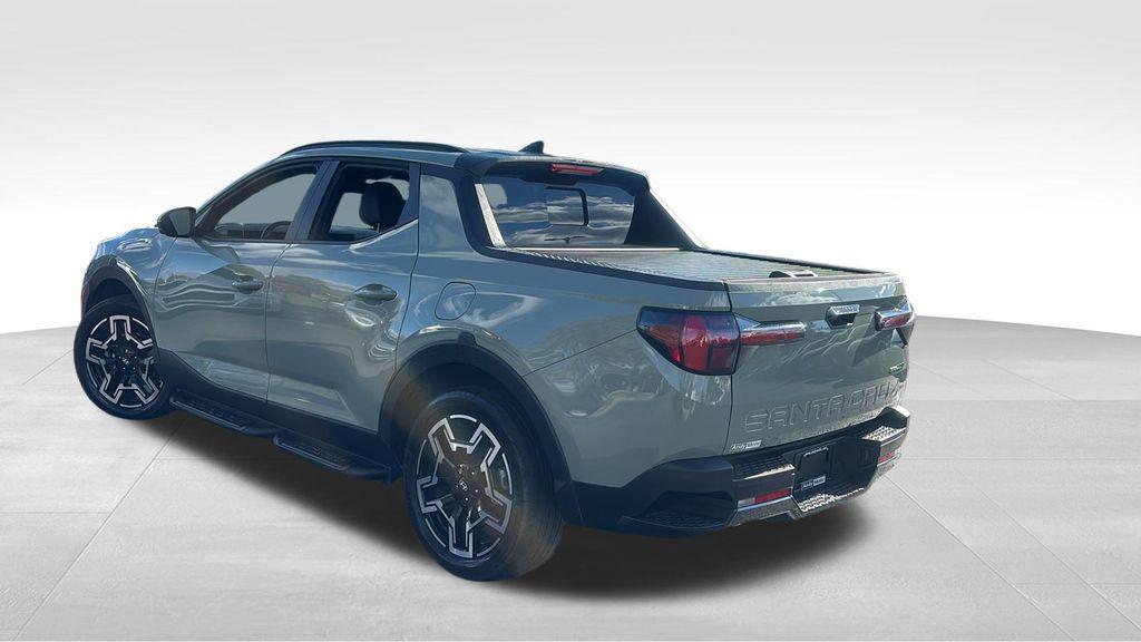 used 2025 Hyundai SANTA CRUZ car, priced at $37,541