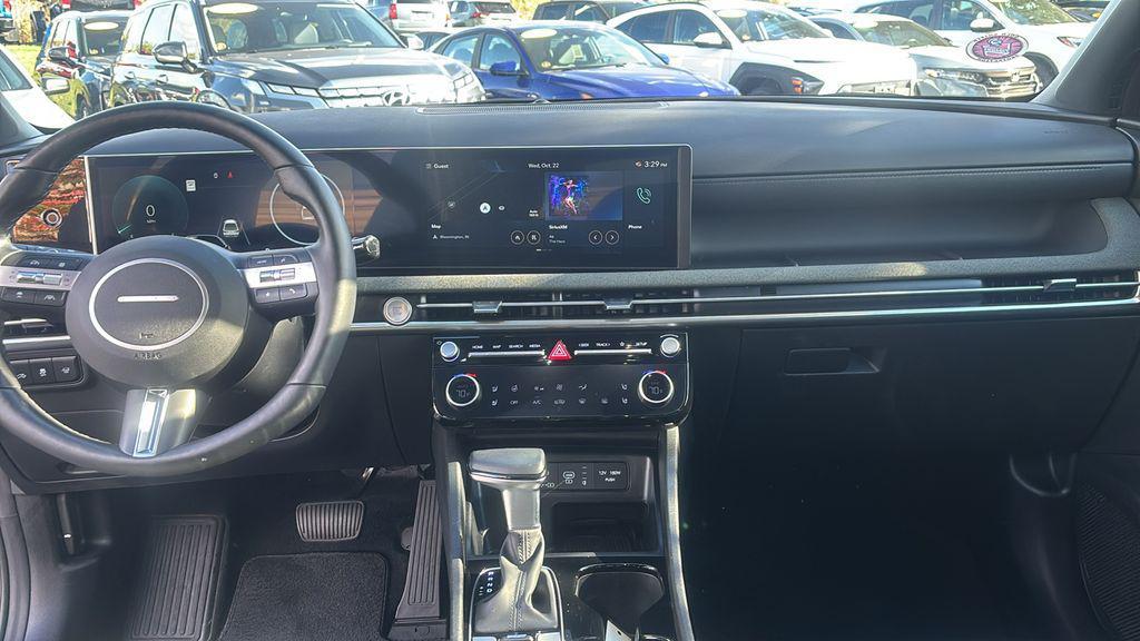 used 2025 Hyundai SANTA CRUZ car, priced at $37,541