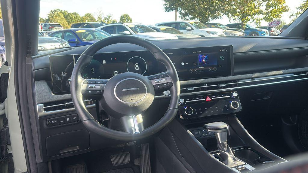 used 2025 Hyundai SANTA CRUZ car, priced at $37,541