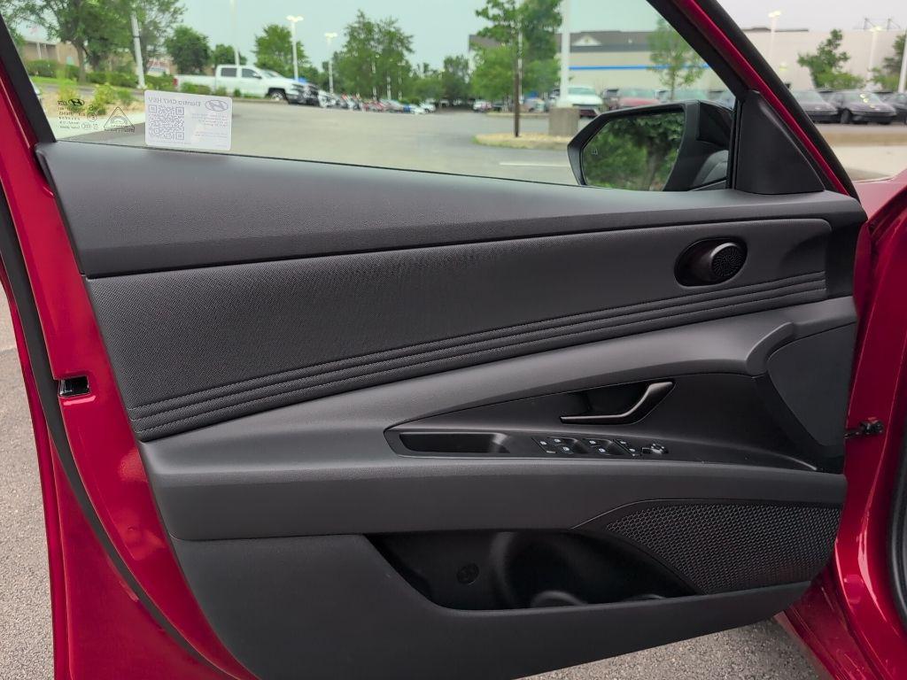 new 2025 Hyundai ELANTRA HEV car, priced at $26,338