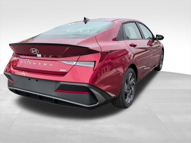 new 2025 Hyundai Elantra car, priced at $27,338